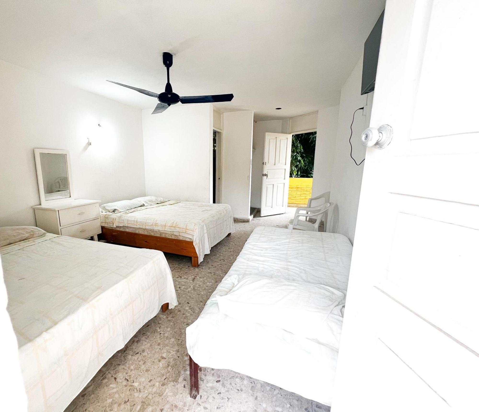 Casa De Huespedes Walton Otel Akapulko Dış mekan fotoğraf