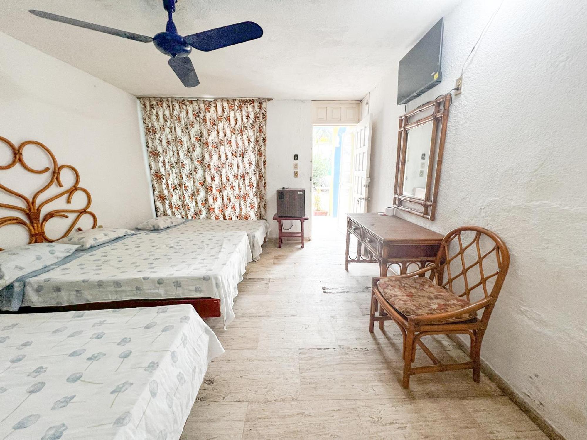 Casa De Huespedes Walton Otel Akapulko Dış mekan fotoğraf